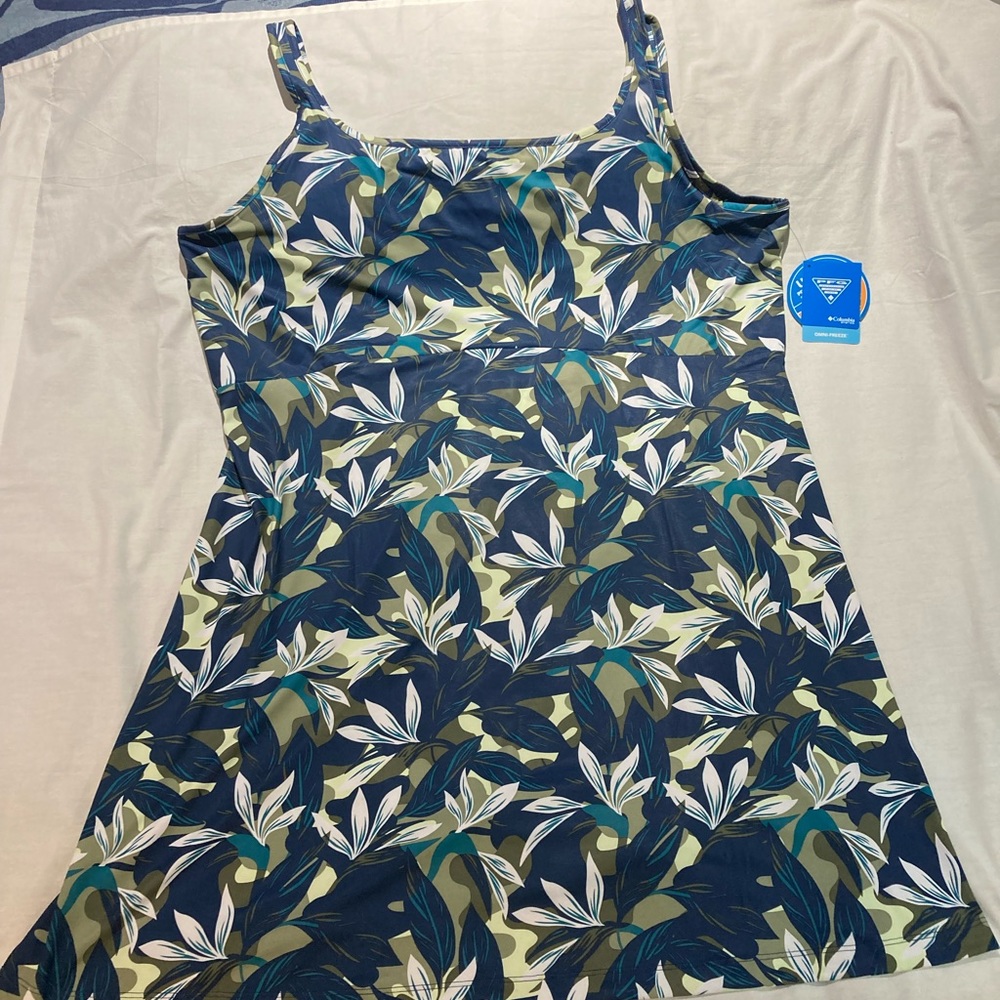 Women’s Columbia Omni-shade PFG Dress, size 3X, NWT! $60.00!